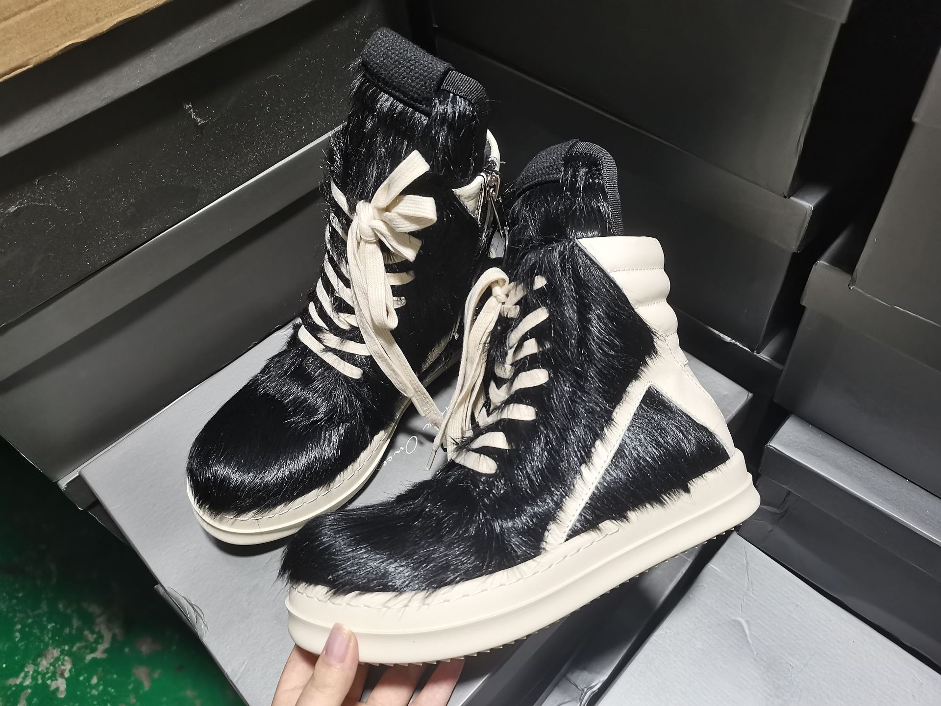 Men's Horsehair Shoes Casual P - مراجعة Sneaker Zone وسعره