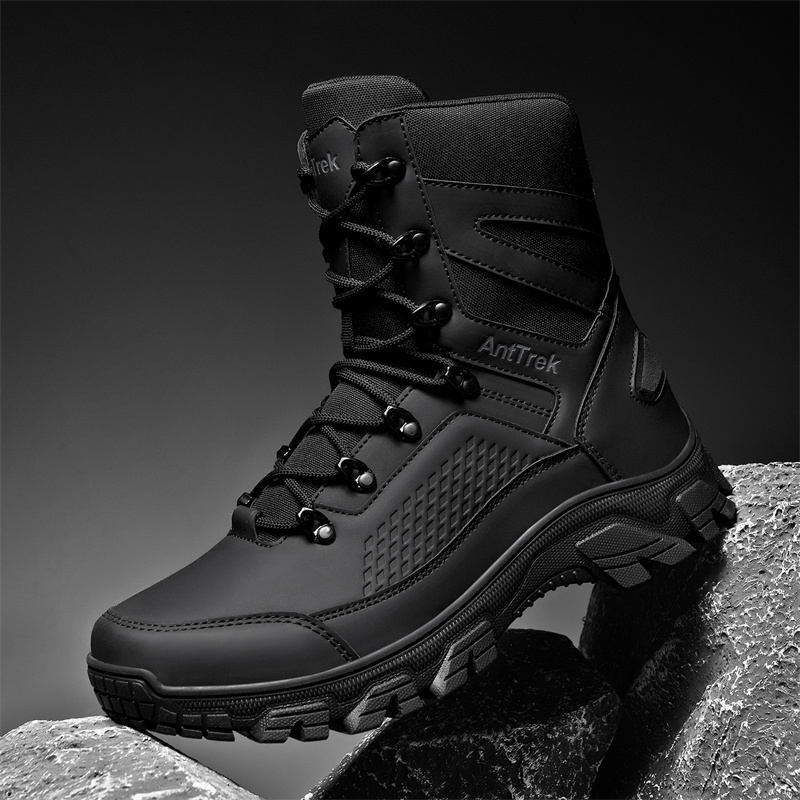Men's wild training boots four - مراجعة Sneaker Zone وسعره